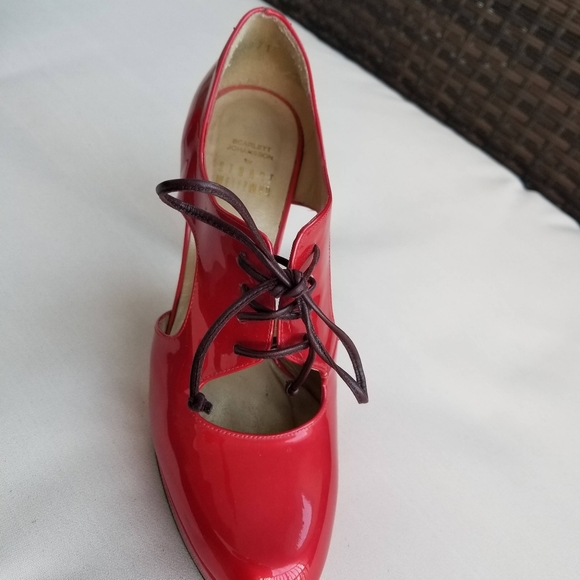 Size 6 Stuart Weitzman Cherry Red Heels - Picture 6 of 6